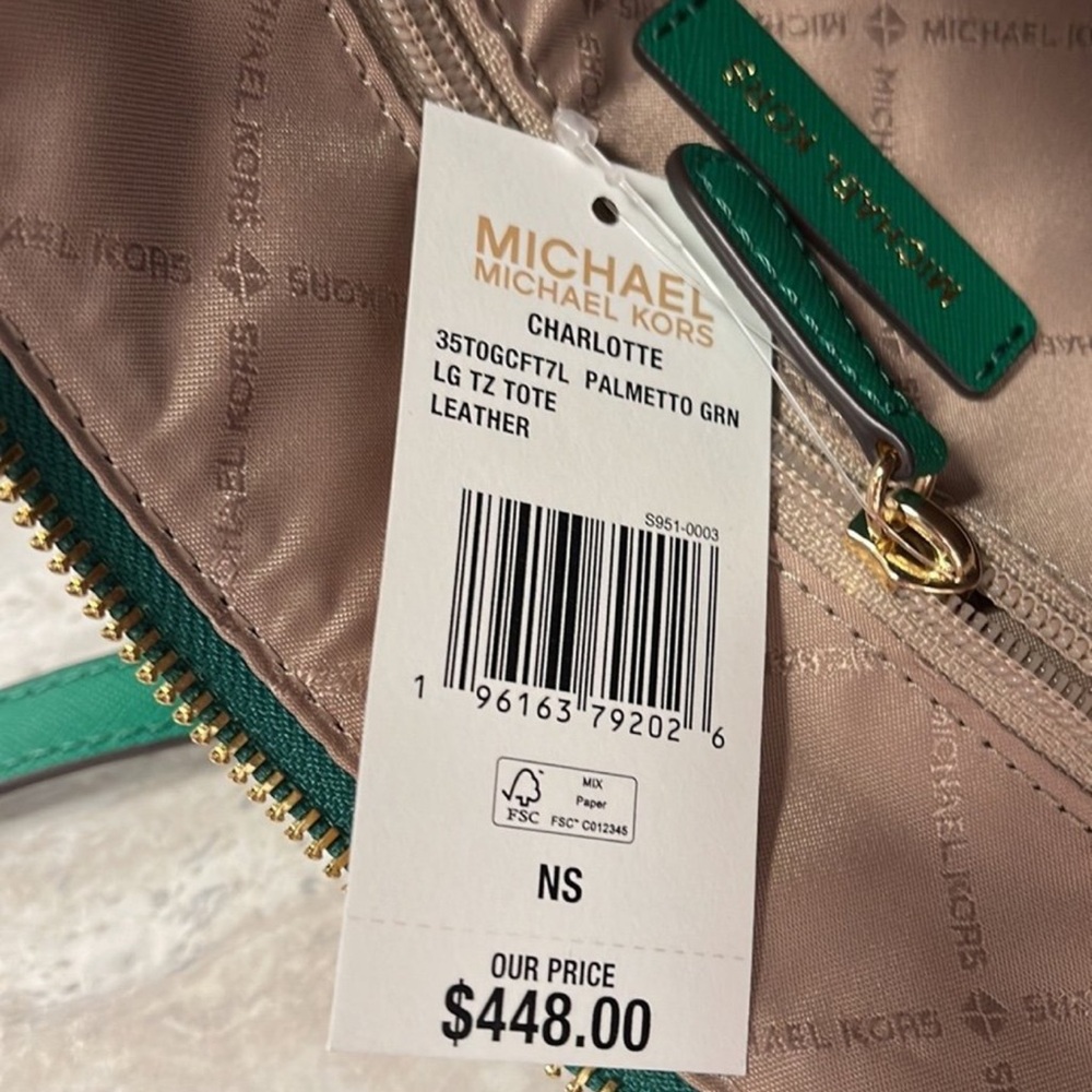 MICHAEL KORS CHARLOTTE LARGE TOP ZIP TOTE PALMETTO GREEN COLOR
NWT - Picture 16 of 16